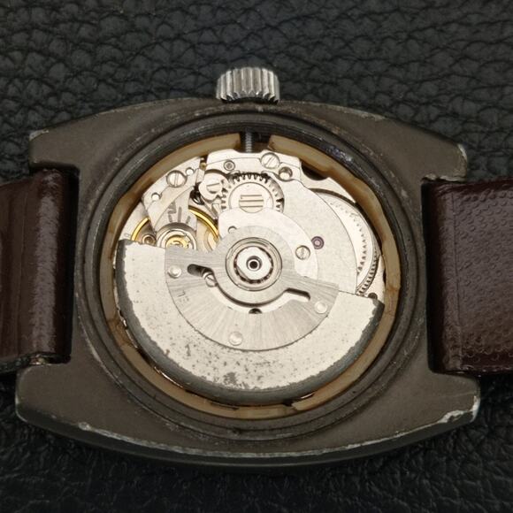 Vintage 1980 Citizen Automatic Womans Black Watch W/daydate & Gold accents main image 4